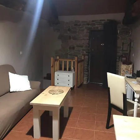 Del Acebo Espinoso de Compludo